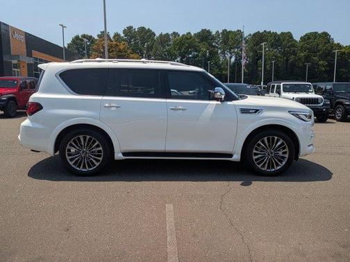 2021 INFINITI QX80 SENSORY
