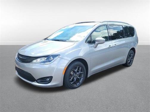 2020 Chrysler Pacifica Touring-L Plus