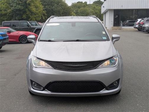 2020 Chrysler Pacifica Touring-L Plus