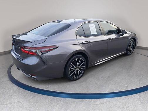 Predawn Gray Mica 2022 Toyota Camry SE
