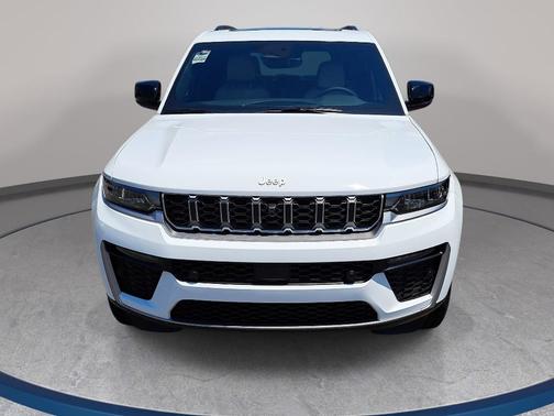 Bright White 2026 Jeep Grand Cherokee Limited 4x4