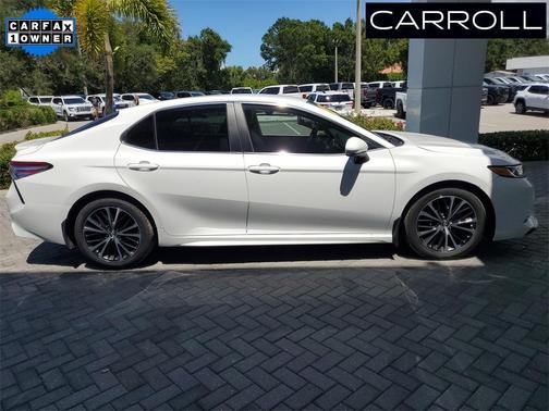 2020 Toyota Camry SE Nightshade