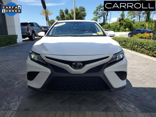 2020 Toyota Camry SE Nightshade