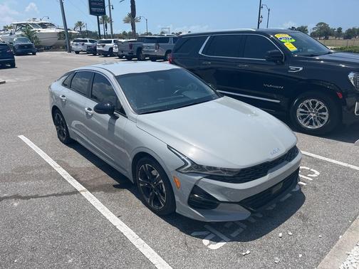 2024 Kia K5 GT-Line