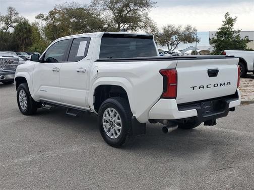 2024 Toyota Tacoma SR5