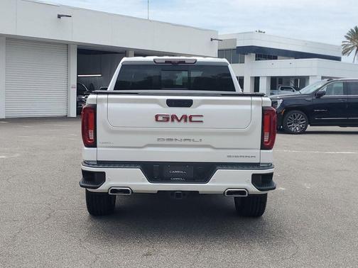 White Frost Tri-Coat 2021 GMC Sierra 1500 Denali
