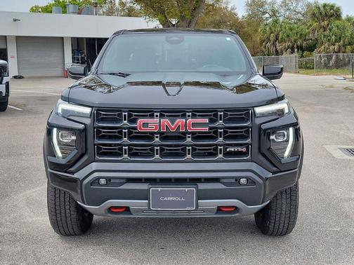 2024 GMC Canyon AT4