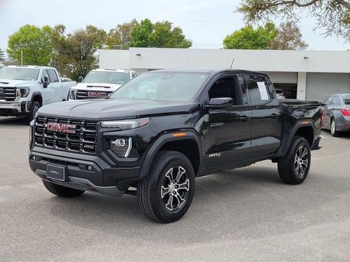 2024 GMC Canyon AT4