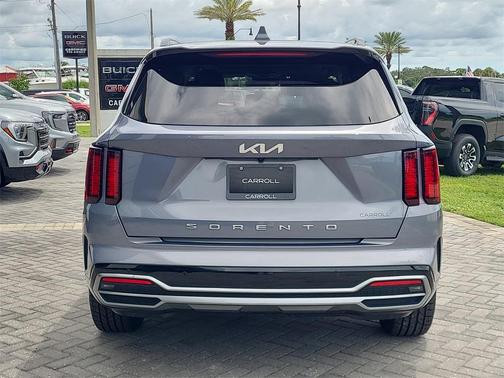 2022 Kia Sorento S