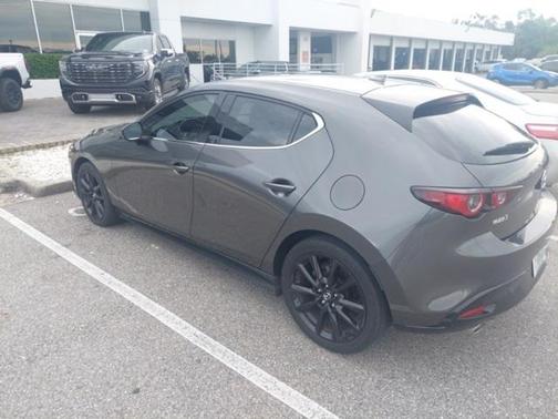 2022 Mazda Mazda3 FWD w/Premium Package