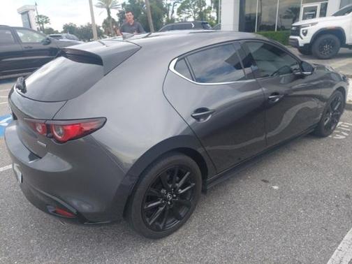 2022 Mazda Mazda3 FWD w/Premium Package