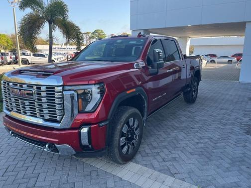 2024 GMC Sierra 2500 Denali