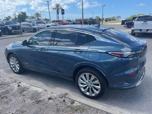 Ocean Blue Metallic 2024 Buick Envista Avenir