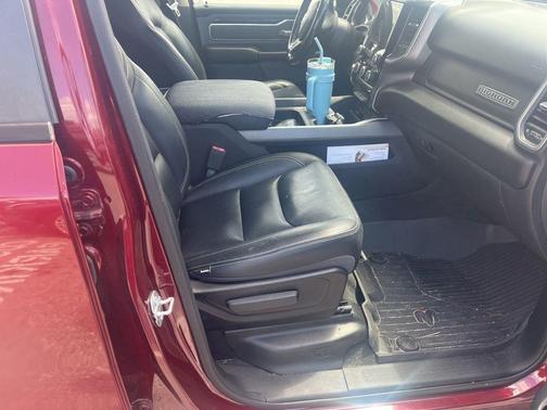 Delmonico Red Pearlcoat 2019 RAM 1500 Big Horn