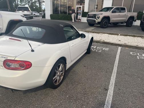 2012 Mazda MX-5 Miata Sport