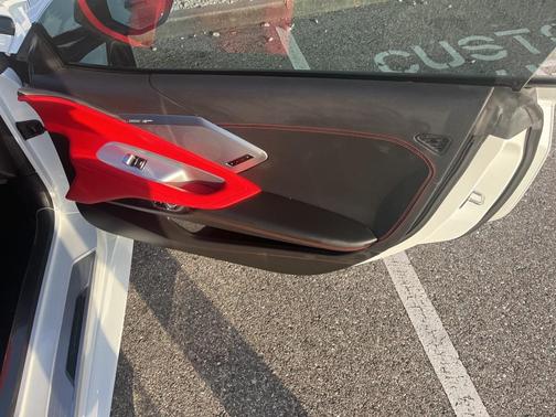 2021 Chevrolet Corvette Stingray w/2LT