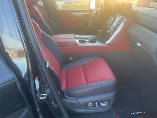 2025 Lexus LX 600 F SPORT