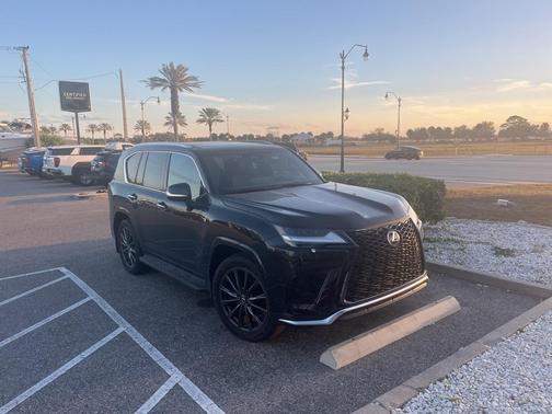 2025 Lexus LX 600 F SPORT