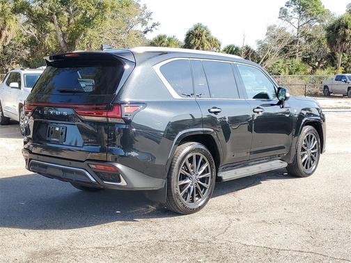 2025 Lexus LX 600 F SPORT