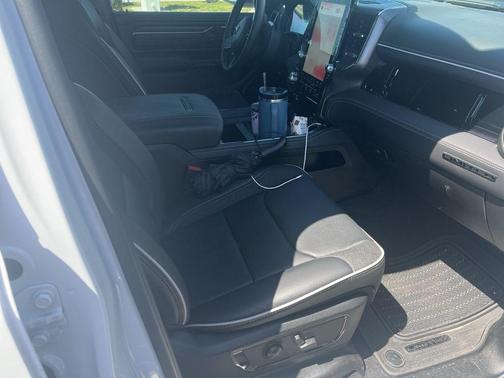 Bright White Clearcoat 2026 RAM 1500 Limited