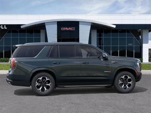 2025 GMC Yukon AT4
