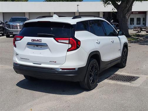 2022 GMC Terrain AT4