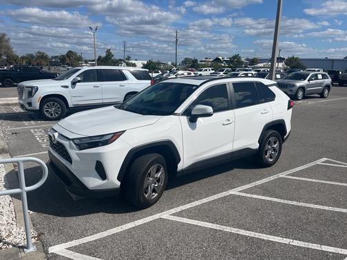 2023 Toyota RAV4 XLE