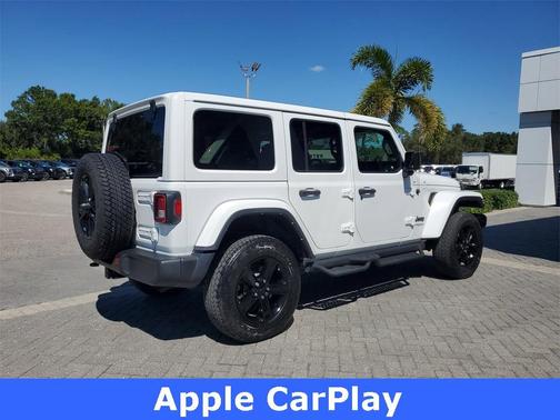 2022 Jeep Wrangler Unlimited Sahara Altitude