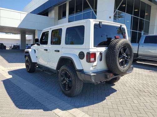 2022 Jeep Wrangler Unlimited Sahara Altitude