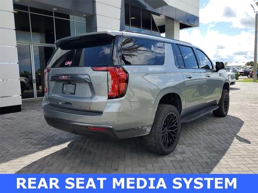 2024 GMC Yukon XL AT4