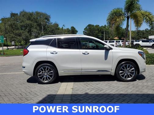 2022 GMC Terrain Denali