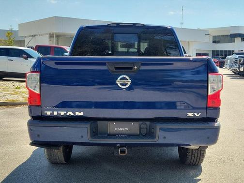 Deep Blue Pearl 2021 Nissan Titan SV