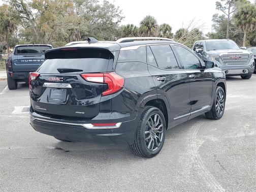2024 GMC Terrain Denali