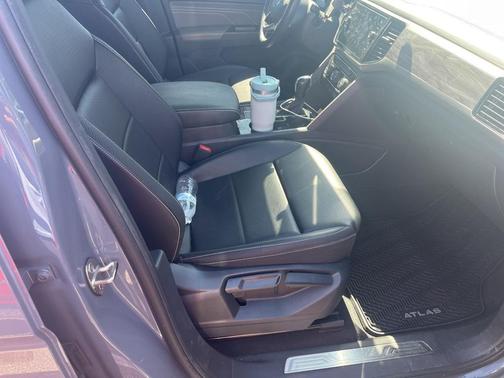 2022 Volkswagen Atlas Cross Sport 3.6L V6 SE w/Technology