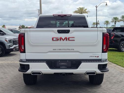2025 GMC Sierra 1500 AT4