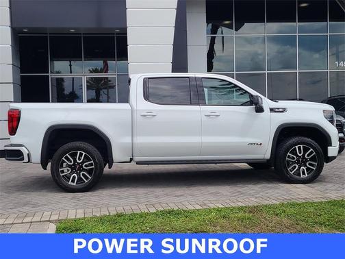 2025 GMC Sierra 1500 AT4