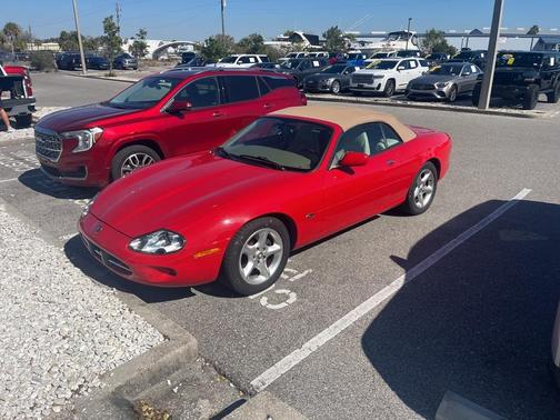 2000 Jaguar XK8 
