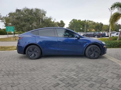 2026 Tesla Model Y Long Range