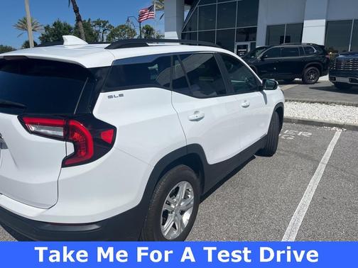 2024 GMC Terrain SLE