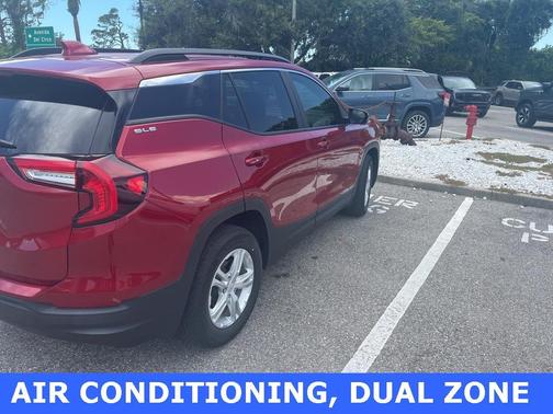 2023 GMC Terrain SLE