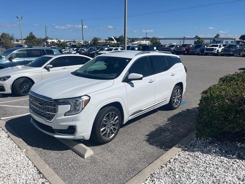 2022 GMC Terrain Denali