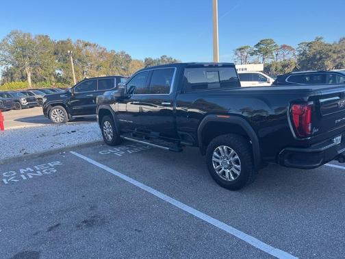 2023 GMC Sierra 2500 Denali