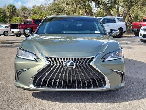 2022 Lexus ES 350 Base