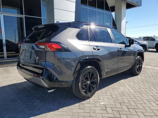 2024 Toyota RAV4 Hybrid XSE