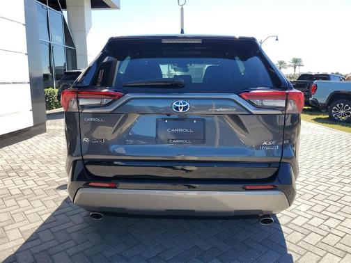 2024 Toyota RAV4 Hybrid XSE