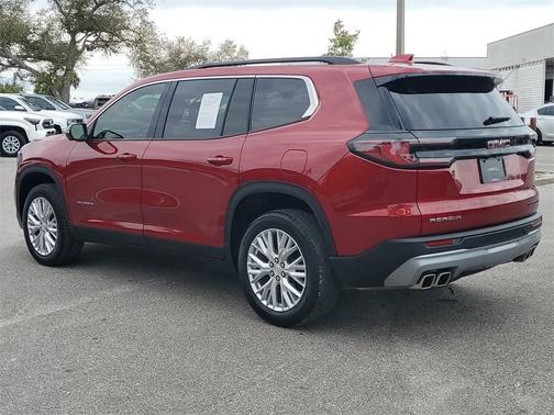 2024 GMC Acadia Elevation