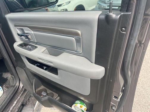 Granite Crystal Clearcoat Metallic 2019 RAM 1500 Classic Big Horn