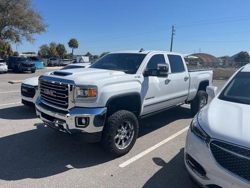 2018 GMC Sierra 2500 SLT