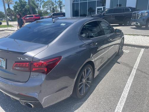 2019 Acura TLX V6 Technology & A-Spec