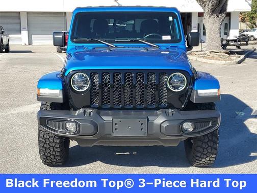 2023 Jeep Gladiator Sport